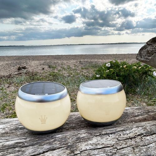 Solcellelamper ved stranden