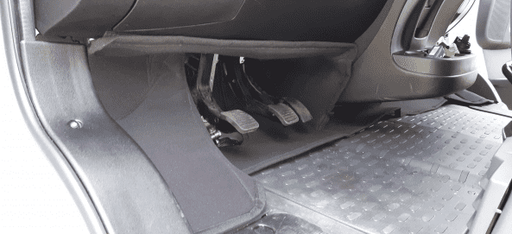 Kantop isoleringsmåtte ved pedalerne ved fører