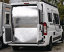 Bagdørsisolering til camper vans lukket